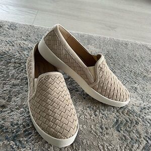 NWOT Cole Haan Grandpro sneakers/shoes, size 7.5 B